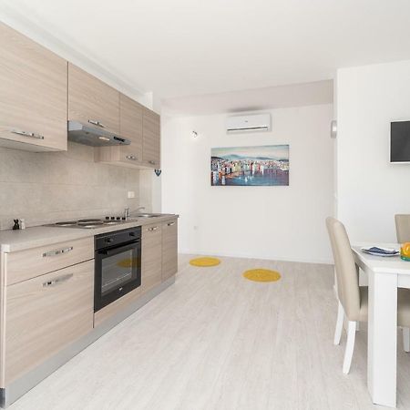 Apartments Hiperion ザダル エクステリア 写真