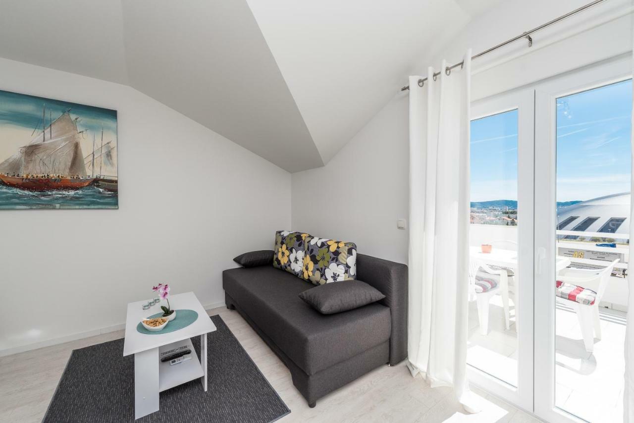 Apartments Hiperion ザダル エクステリア 写真